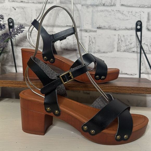 Cushionaire Black Faux Leather Slingback Sandals Pumps Shoes Size 7.5 - Picture 2 of 8